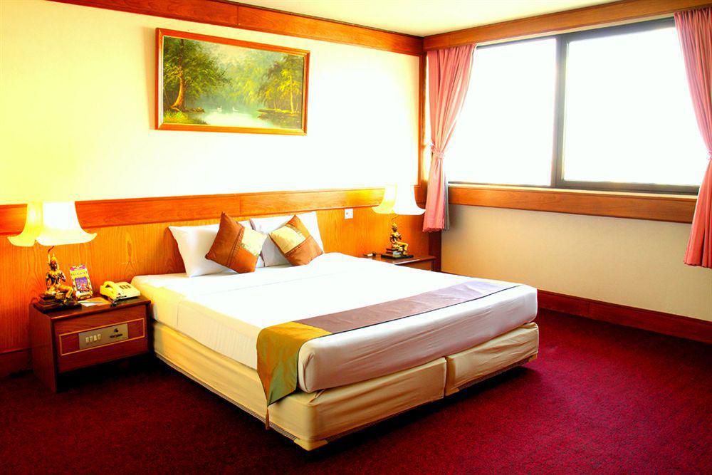 Grande Ville Hotel Bangkok Habitación foto